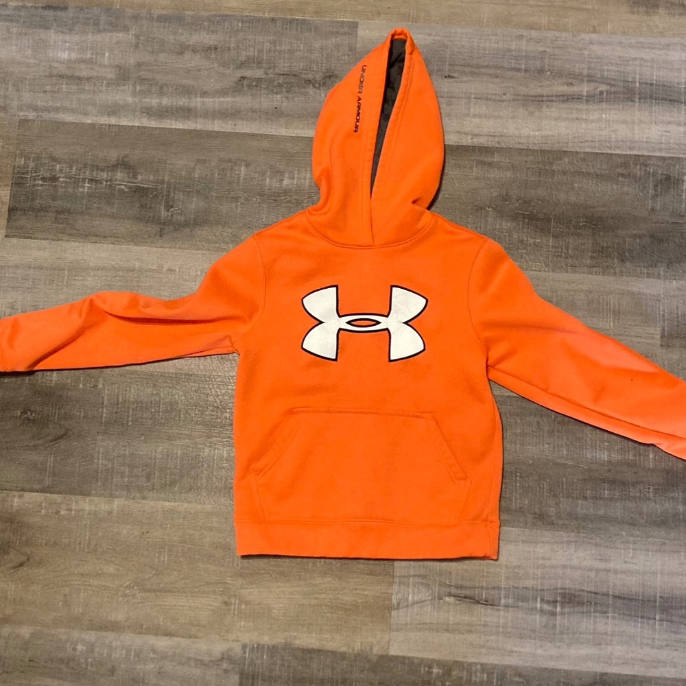 UNDER ARMOUR boys orange hoodie